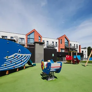 4* Semesteranläggning (resort) Golden Tulip